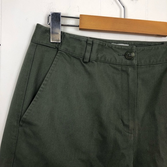 L.L. Bean Green Classic Fit Straight Leg Twill Pants Sz 6 - Picture 4 of 13